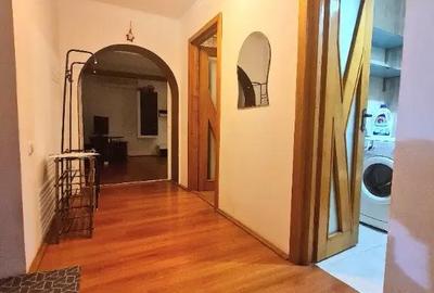 Apartament cu 3 camere decomandat în Buzaului - 5