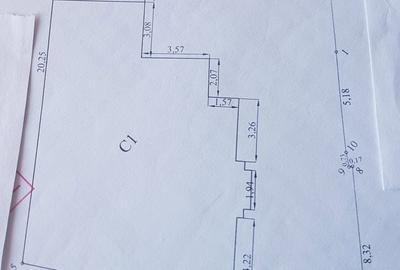 Casă cu 4 camere în Central