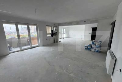 Apartament cu 3 camere decomandat în Central - 3