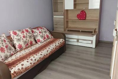 Inchiriez apartament in Floresti - 4