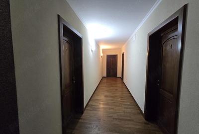 Casă cu 4 camere cu Teren 420 Mp în Central