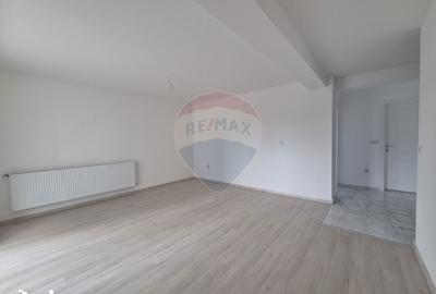 Apartament cu 3 camere decomandat în Kogălniceanu - 10
