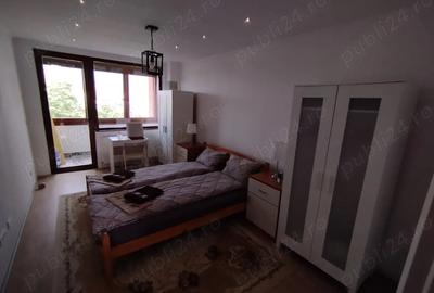 Apartament cu 3 camere semidecomandat în Central - 6