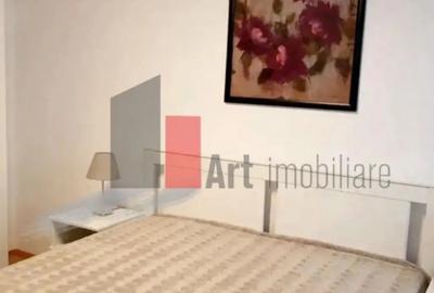 Apartament cu 3 camere semidecomandat în Central - 2
