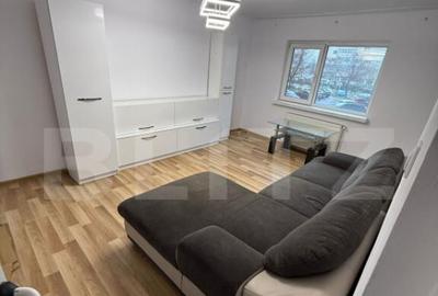 Micro 11 apartament renovat recent , 72 mp, 3 camere - 3