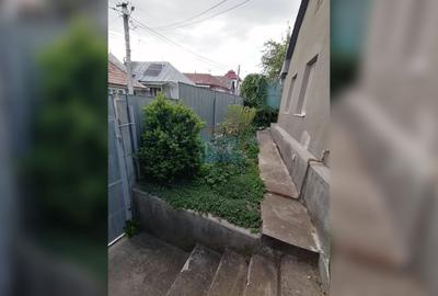 Casă cu 2 camere cu Teren 389 Mp în Central - 13