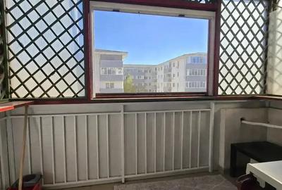 Inchiriere Garsoniera Decomandata Metalurgiei Aparatorii Patriei - 1