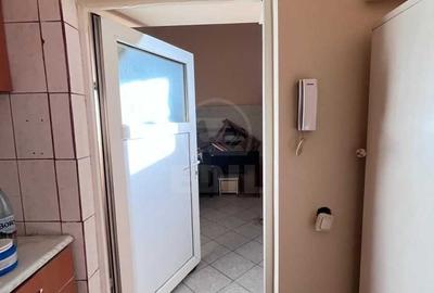 Apartament cu 2 camere zona semicentrala garaj investitie - 6