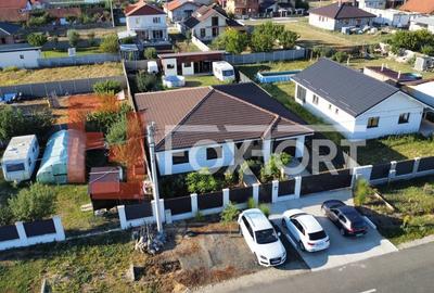 COMISION 0% Casa individuala cu 4 camere, garaj si teren de 788 mp, zona Parta - 37