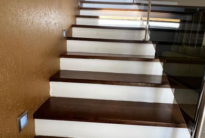 Casă cu 4 camere în Grădiște - 1