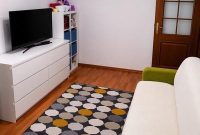 Apartament cu 3 camere semidecomandat în Central - 2