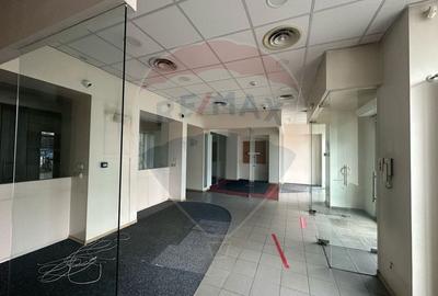 Spațiu comercial, de 158 mp, în Ultracentral - 5