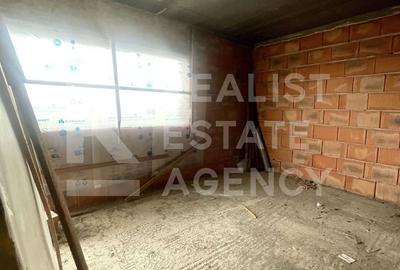 Casă cu 5 camere cu Teren 458 Mp în Românești - 3