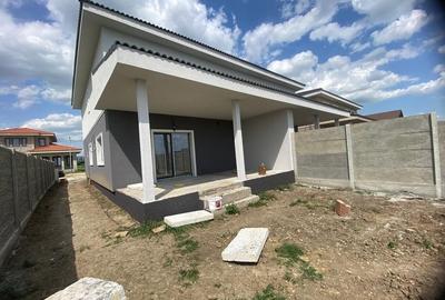 Giroc-Bld. Aviatiei | 5 camere | 3 bai | Bucatarie inchisa - 2