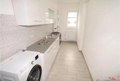Apartament bloc nou, 2 camere, etaj 4, mobilat si utilat + parcare - 1