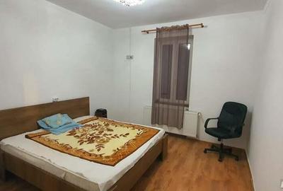 Inchiriez casa in zona Fratelia - 3