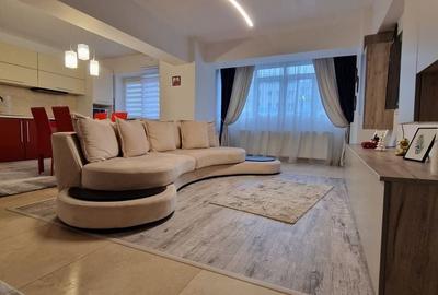 Apartament cu 3 camere, mobilat în 13 Septembrie