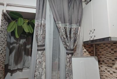 Apartament cu 4 camere decomandat în Dacia - 13