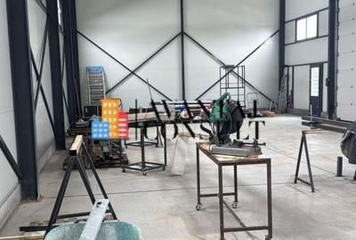 Spațiu comercial, de 300 mp, în Central - 2