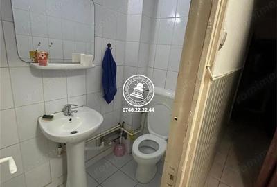 Apartament cu 3 camere decomandat în Dacia - 15