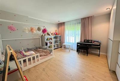 FILM & Tur LIVE!Vila cu arhitectura selecta,  intr- o eleganta oaza de liniste. - 19