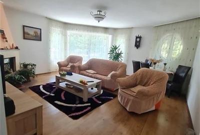 Casa, zona Tractorul - 12