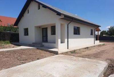 De vanzare casa Comuna ?endreni, Cartierul Nou - 2