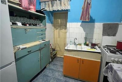 Apartament cu 3 camere circular în P-ța Unirii - 5