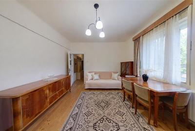 Apartament cu 2 camere nedecomandat în Tractorul - 2