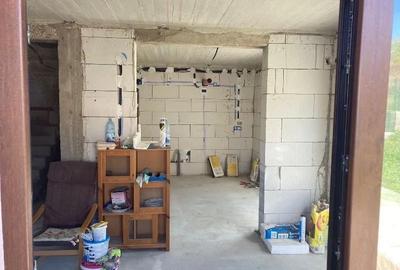 Casă cu 3 camere cu Teren 450 Mp în Central - 9