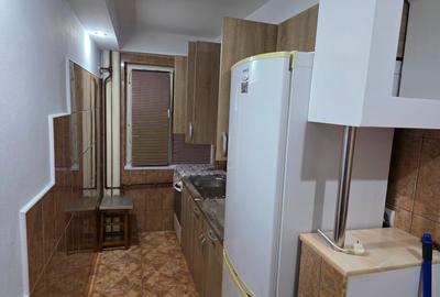 Închiriez apartament 3 camere zona Dacia - 2