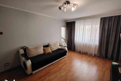 Apartament cu 3 camere decomandat în Micro 11 - 5