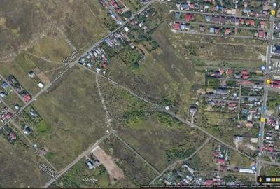 Teren de 4670 mp, în Central