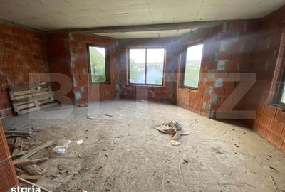 Casă cu 4 camere cu Teren 1471 Mp în Dumitrița - 4
