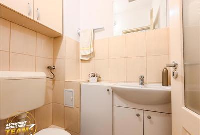 Apartament cu 3 camere decomandat, mobilat în Central - 2