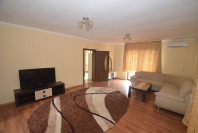 Casă cu 5 camere cu Canalizare în Ghiroda - 1