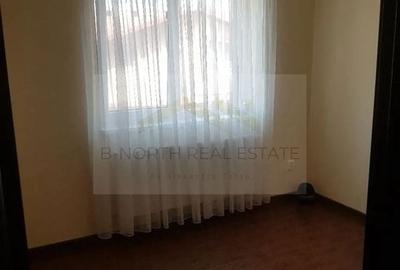 Proprietar închiriez apartament 3 camere  600 - 4