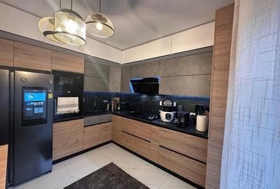 PROPIETATE DE LUX - Tomis Plus - Comision O % - 13