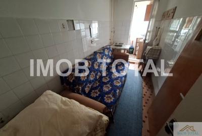 Garsonieră decomandată, mobilată în Găvana 2 - 6