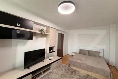 Garsonieră decomandată în Central