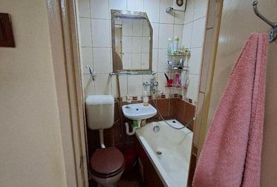 Apartament cu 3 camere semidecomandat în Cristian - 6