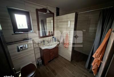 Casă cu 3 camere cu Teren 2500 Mp în Horodnic - 2