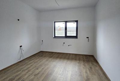 Casă cu 4 camere cu Teren 616 Mp în Paleu - 16