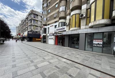 Spațiu comercial, de 150 mp, în Central - 14