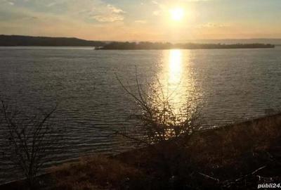 Casă cu 3 camere cu Teren 1250 Mp în Central - 8