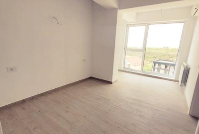Apartament cu 3 camere semidecomandat în Central - 14