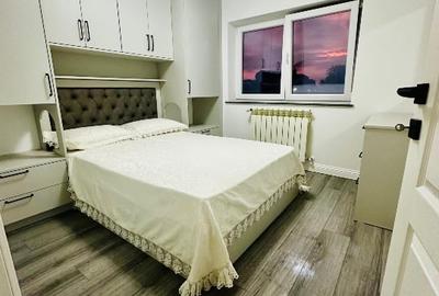 Apartament cu 3 camere decomandat, mobilat în Central