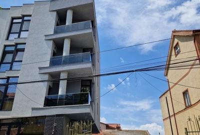 INCHIRIEZ  Spatiu la parter pe strada Poporului !  PARCARE  PRIVATA  !!! - 7