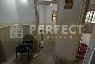 Apartament cu 3 camere decomandat în 9 Mai - 8