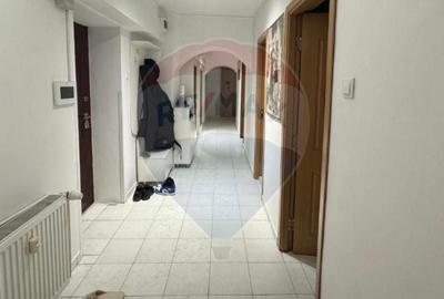 Apartament 3 camere de vanzare - Bulevardul Decebal Apartament 3 camere de vanzare - Bulevardul Decebal - 6